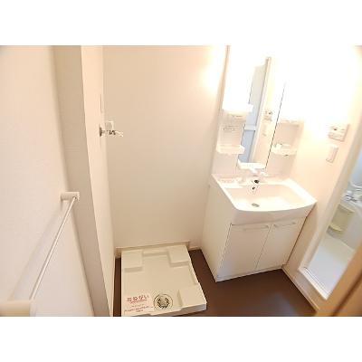 シースター 103【管理NO：1-017086701-01030】 ★家具家電は申し込み後に搬入しますの物件画像