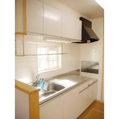 ハーモニー 101【管理NO：1-015670001-01010】 ★家具家電は申し込み後に搬入します★の物件画像