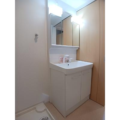 ベル・エスパス 102【管理NO：1-024645101-01020】 ★家具家電は申し込み後に搬入します★の物件画像