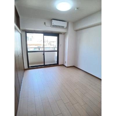 パルクアヴニュ 110【管理NO：1-011616501-01080】 ★家具家電は申し込み後に搬入します★の物件画像