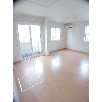 コンフォート・ヒラオ 101【管理NO：1-016414001-01010】 ★家具家電は申し込み後に搬入します★の物件画像