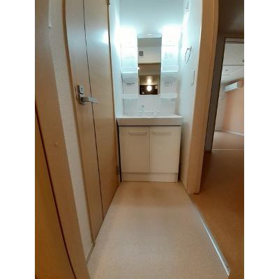 クラール 102【管理NO：1-020590601-01020】 ★家具家電は申し込み後に搬入しますの物件画像