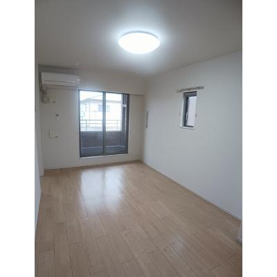 アムール　Ｅ棟 201【管理NO：1-023095102-02010】 ★家具家電は申し込み後に搬入します 2026年08月中旬入居可能の物件画像