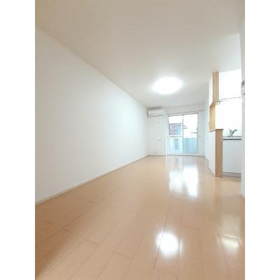 エアリースクエア 104【管理NO：1-017330201-01040】 ★家具家電は申し込み後に搬入します★の物件画像