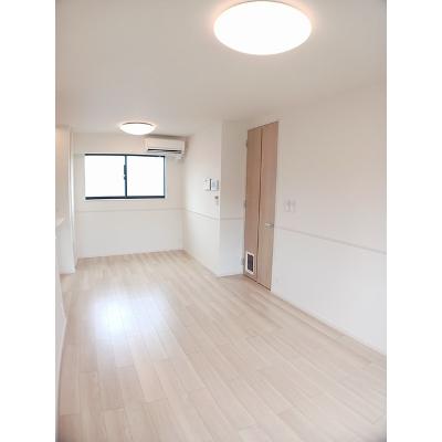 ファミール問田 201【管理NO：1-027672901-02010】 ★家具家電は申し込み後に搬入します★の物件画像