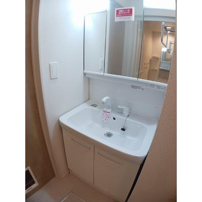 ファミール問田 201【管理NO：1-027672901-02010】 ★家具家電は申し込み後に搬入します★の物件画像
