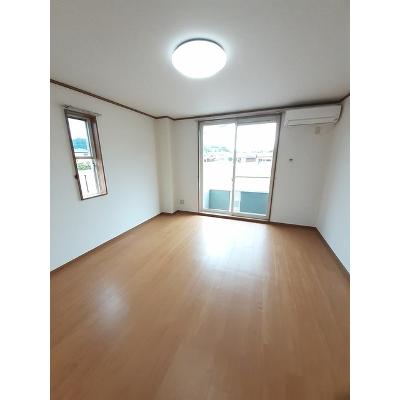 グレイスフル　ウッズ　ＳＪＫ 101【管理NO：1-011814001-01010】 ★家具家電は申し込み後に搬入しますの物件画像