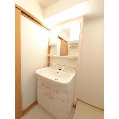 ラ・ファミーユＢ 202【管理NO：1-014411902-02020】 ★家具家電は申し込み後に搬入します★ ★2026年08月中旬入居可能★の物件画像