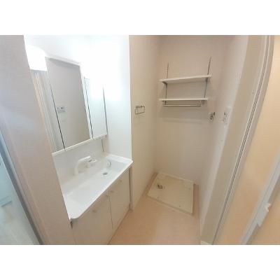 ヴィトーリア 203【管理NO：1-027032001-02030】 ★家具家電は申し込み後に搬入します★ ★2026年08月下旬入居可能★の物件画像