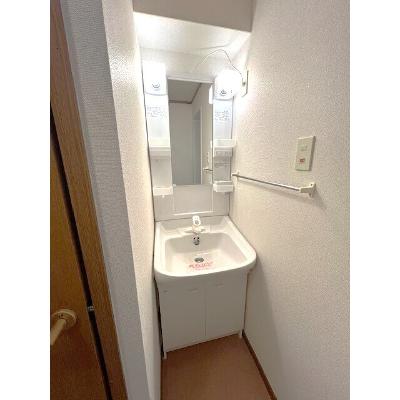 グローリア・Ｈ 203【管理NO：1-011617002-02030】 ★家具家電は申し込み後に搬入しますの物件画像