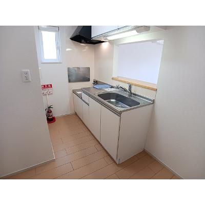 サム・ソラーレ 102【管理NO：1-017070601-01020】 ★家具家電は申し込み後に搬入します★の物件画像