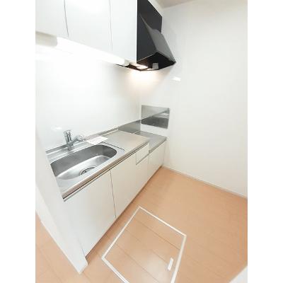 カーサピアッツァⅠ 102【管理NO：1-020976701-01020】 ★家具家電は申し込み後に搬入します★ ★2026年08月下旬入居可能★の物件画像