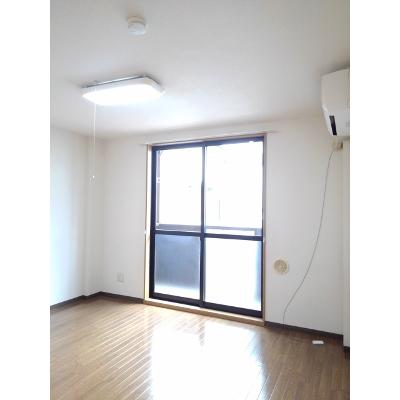 エイトワンＢ 102【管理NO：1-011396102-01020】 ★家具家電は申し込み後に搬入します 2026年08月上旬入居可能の物件画像