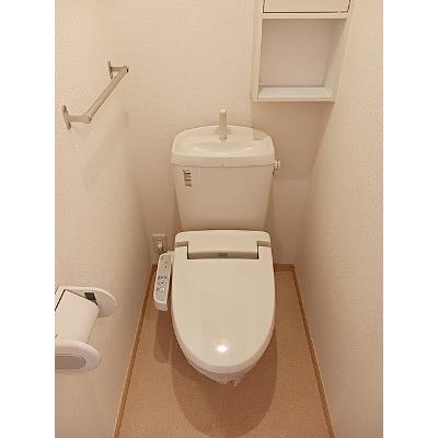 エベレスト 101【管理NO：1-016347201-01010】 ★家具家電は申し込み後に搬入します★の物件画像