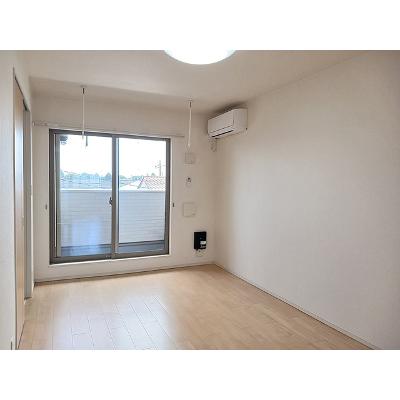 キラベル 302【管理NO：1-020490301-03020】 ★家具家電は申し込み後に搬入します★の物件画像