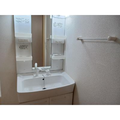 ラフレシアス 102【管理NO：1-015728701-01020】 ★家具家電は申し込み後に搬入します 2026年08月中旬入居可能の物件画像