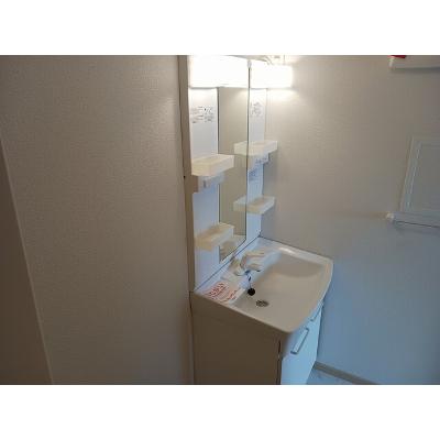 ジェントリーゼファー 201【管理NO：1-015488201-02010】 ★家具家電は申し込み後に搬入します★の物件画像