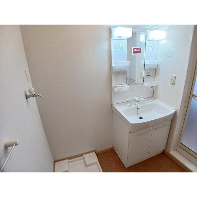 ヴィラ・プラシード 203【管理NO：1-015915601-02030】 ★家具家電は申し込み後に搬入します★の物件画像