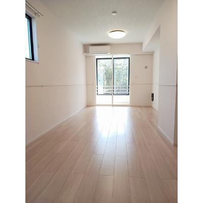 クレスト 103【管理NO：1-028152601-01030】 ★家具家電は申し込み後に搬入します 2026年09月下旬入居可能の物件画像