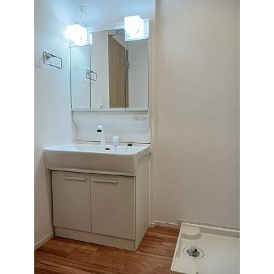 クレスト 103【管理NO：1-028152601-01030】 ★家具家電は申し込み後に搬入します 2026年09月下旬入居可能の物件画像