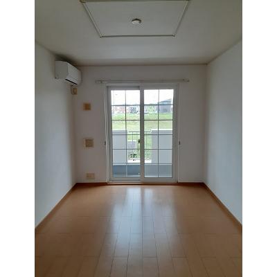 エアリーランドＢ 101【管理NO：1-014872302-01010】 ★家具家電は申し込み後に搬入します★ ★2026年09月上旬入居可能★の物件画像