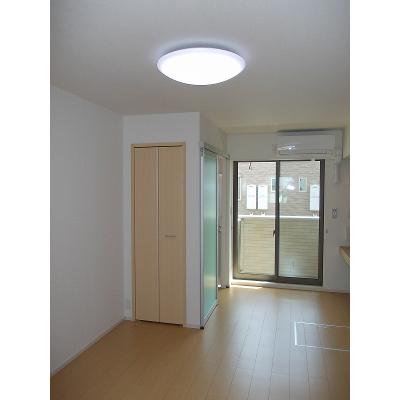 ラ・ルーチェⅠ 102【管理NO：1-016309301-01020】 ★家具家電は申し込み後に搬入します 2026年08月下旬入居可能の物件画像