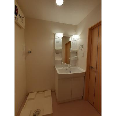 シヴェール 201【管理NO：1-018080101-02010】 ★家具家電は申し込み後に搬入します 2026年08月中旬入居可能の物件画像