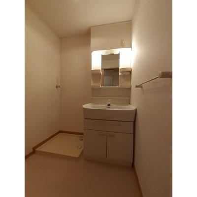 クレスト藤 103【管理NO：1-014295103-01030】 ★家具家電は申し込み後に搬入します★ ★2026年08月中旬入居可能★の物件画像