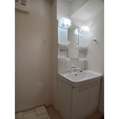 プライムコート　川西 102【管理NO：1-020911801-01020】 ★家具家電は申し込み後に搬入します★の物件画像