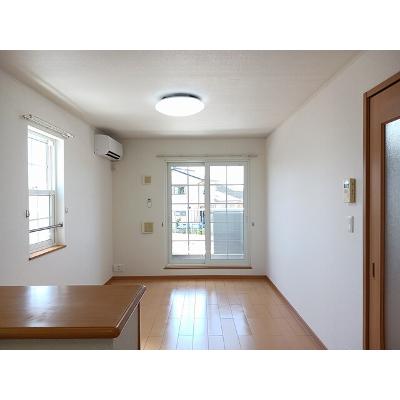 ララコート足洗 201【管理NO：1-014751201-02010】 ★家具家電は申し込み後に搬入します 2026年08月上旬入居可能の物件画像