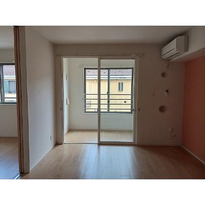 メゾン　ド　オーブ 203【管理NO：1-021747301-02030】 ★家具家電は申し込み後に搬入しますの物件画像