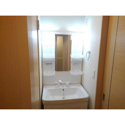 ルピナス 101【管理NO：1-020235301-01010】 ★家具家電は申し込み後に搬入します 2026年07月中旬入居可能の物件画像
