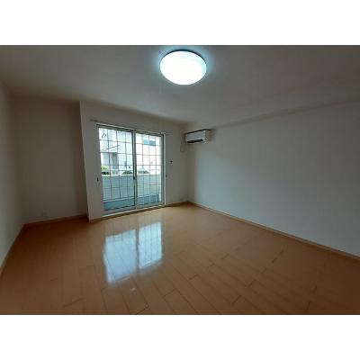 プラシード 102【管理NO：1-016943901-01020】 ★家具家電は申し込み後に搬入します★ ★2026年08月下旬入居可能★の物件画像