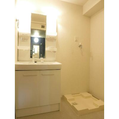 リーサ・コリーナⅡ 202【管理NO：1-018939602-02020】 ★家具家電は申し込み後に搬入します★の物件画像