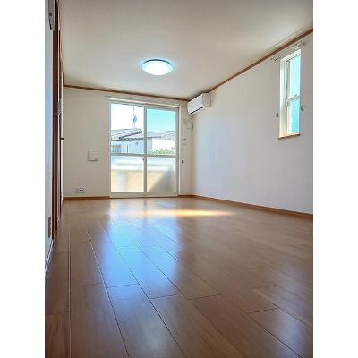サニーサイド 101【管理NO：1-013201801-01010】 ★家具家電は申し込み後に搬入します★の物件画像