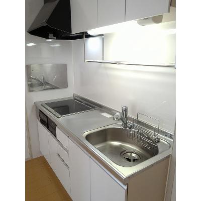リーヴァ 101【管理NO：1-017722901-01010】 ★家具家電は申し込み後に搬入します★の物件画像
