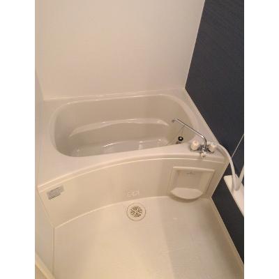 リーヴァ 101【管理NO：1-017722901-01010】 ★家具家電は申し込み後に搬入します★の物件画像