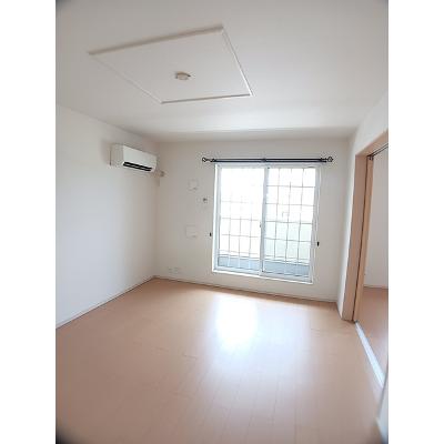 プチテール・コートＥ 201【管理NO：1-018460601-02010】 ★家具家電は申し込み後に搬入します★の物件画像