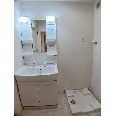 プチテール・コートＥ 201【管理NO：1-018460601-02010】 ★家具家電は申し込み後に搬入します★の物件画像