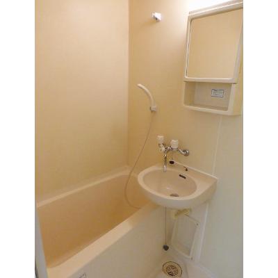 プラティークあらこ 303【管理NO：1-009436201-03030】 ★家具家電は申し込み後に搬入します 2026年08月上旬入居可能の物件画像