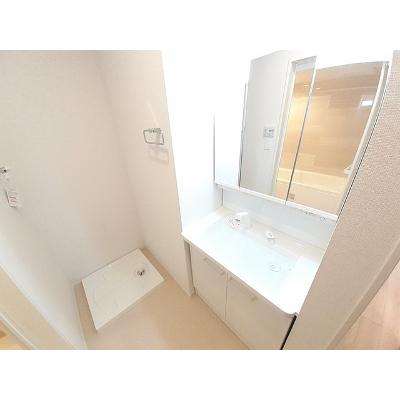 ウィステリア　プラス　Ⅱ 201【管理NO：1-027148401-02010】 ★家具家電は申し込み後に搬入しますの物件画像