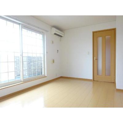 カーサ　フィオーレ 202【管理NO：1-014942301-02020】 ★家具家電は申し込み後に搬入します★の物件画像
