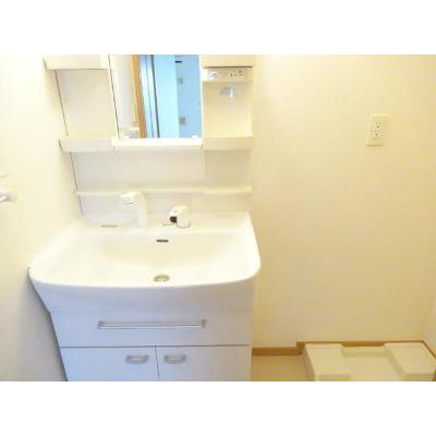 カーサ　フィオーレ 202【管理NO：1-014942301-02020】 ★家具家電は申し込み後に搬入します★の物件画像