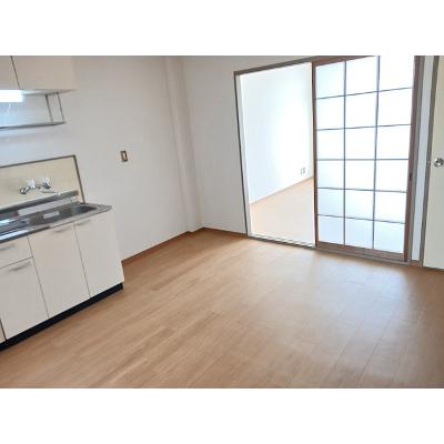 アーバンハイツＡ 2-A【管理NO：1-002586701-02010】 ★家具家電は申し込み後に搬入します★の物件画像