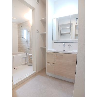 リーベ 204【管理NO：1-027618501-02040】 ★家具家電は申し込み後に搬入します★の物件画像