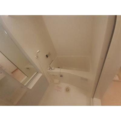 エトワール里中 201【管理NO：1-012621801-02010】 ★家具家電は申し込み後に搬入します 2026年08月上旬入居可能の物件画像