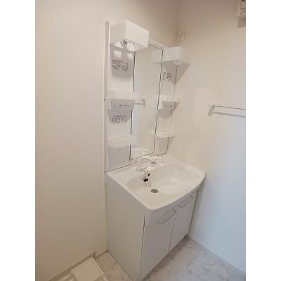 グラディートⅢ 203【管理NO：1-017466601-02030】 ★家具家電は申し込み後に搬入します 2026年07月下旬入居可能の物件画像