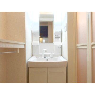 グリュック 203【管理NO：1-022903001-02030】 ★家具家電は申し込み後に搬入します 2026年07月中旬入居可能の物件画像