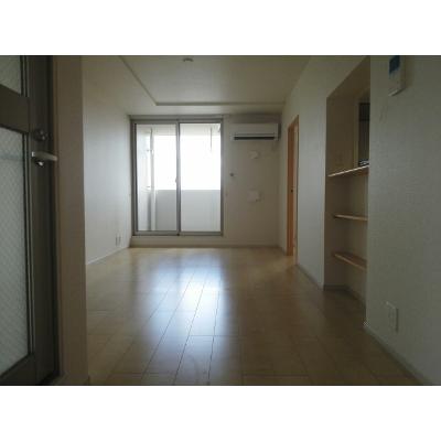 ロイヤル　ハイム 301【管理NO：1-020758801-03010】 ★家具家電は申し込み後に搬入します 2026年07月中旬入居可能の物件画像
