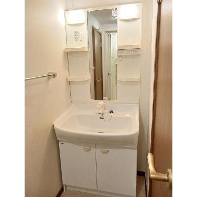 カサ　モデルナ　Ⅱ 202【管理NO：1-011640702-02020】 ★家具家電は申し込み後に搬入します★の物件画像